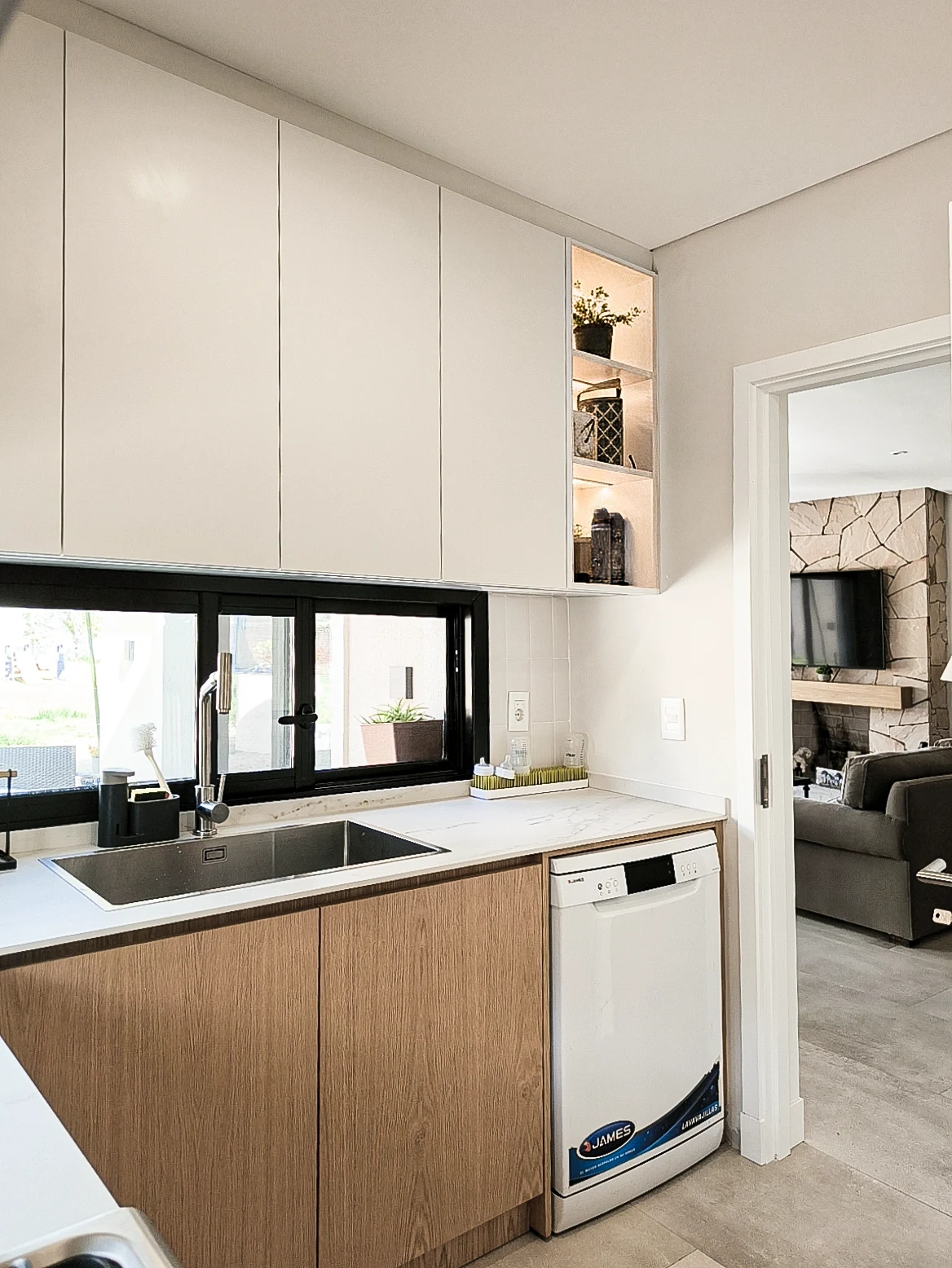 cocina y living
